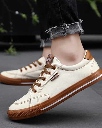 Men's casual sports shoes